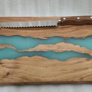 מארז קרש חיתוך מהודר + סכין נירוסטה איכותי